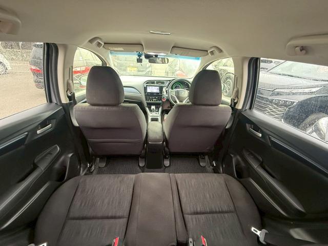 シャトル ハイブリッド　ホンダセンシング　ハイブリッド４ＷＤ／ナビ／ドライブレコーダー／ＥＴＣ／アダプティブクルーズコントロール／スマートキー／プッシュスタート／コンフォートビューパッケージ／車検整備付／アップルあんしんライト保証１年付（35枚目）