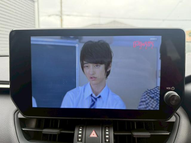 RAV4 アドベンチャー オフロードパッケージII 純正ナビ/フルセグTV/パノラミックビューモニター/デジタルインナーミラー/パワーバックドア/黒合皮シート/シートベンチレーション/パワーシート/ステアヒーター/純正18インチアルミ/LED/寒冷地(6枚目)