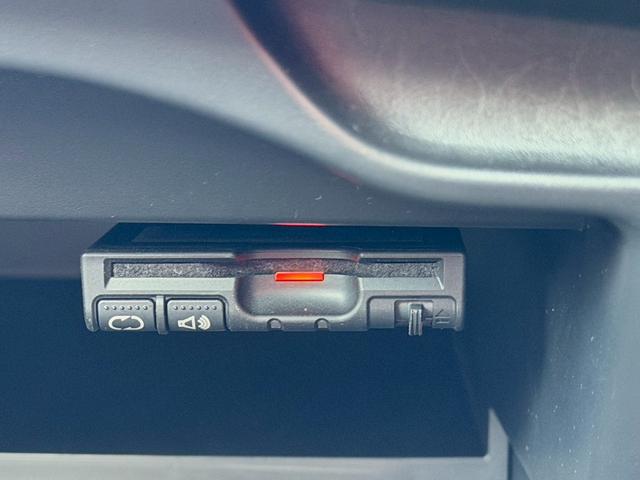 ノート Ｘ　ＦＯＵＲ　４ＷＤ／純正ナビ／フルセグＴＶ／バックカメラ／ドラレコ／ＥＴＣ／ワンオーナー車／走行距離１１０００キロ／衝突被害軽減ブレーキ／スマートキー／プッシュスタート／車検整備付／アップルあんしんライト保証１年（24枚目）