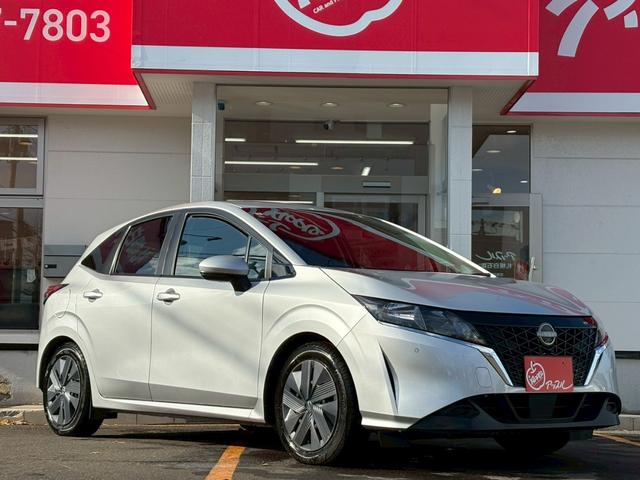 ノート Ｘ　ＦＯＵＲ　ハイブリッド４ＷＤ／ナビ／バックカメラ／エマージェンシーブレーキ／インテリジェントキー／プッシュスタート／シートヒーター／ステアリングヒーター／ＵＳＢ／車検整備付き／アップルあんしんライト保証１年付き（20枚目）