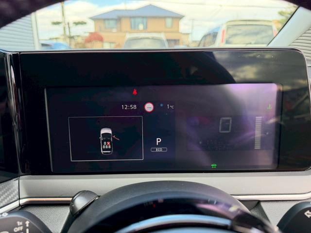 ノート Ｘ　ＦＯＵＲ　ハイブリッド４ＷＤ／ナビ／バックカメラ／エマージェンシーブレーキ／インテリジェントキー／プッシュスタート／シートヒーター／ステアリングヒーター／ＵＳＢ／車検整備付き／アップルあんしんライト保証１年付き（22枚目）