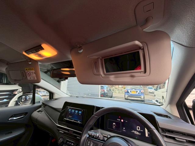 ノート Ｘ　ＦＯＵＲ　ハイブリッド４ＷＤ／ナビ／バックカメラ／エマージェンシーブレーキ／インテリジェントキー／プッシュスタート／シートヒーター／ステアリングヒーター／ＵＳＢ／車検整備付き／アップルあんしんライト保証１年付き（42枚目）