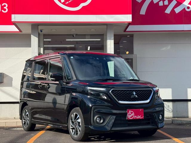 デリカＤ：２ カスタムハイブリッドＭＶ　全方位カメラパッケージ　４ＷＤ／ナビ／全方位カメラ／両側パワースライドドア／衝突被害軽減／ヘッドアップディスプレイ／ＬＥＤヘッドライト／オートハイビーム／アダプティブクルコン／シートヒーター／スマートキー／プッシュスタート（2枚目）