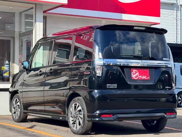 デリカＤ：２ カスタムハイブリッドＭＶ　全方位カメラパッケージ　４ＷＤ／ナビ／全方位カメラ／両側パワースライドドア／衝突被害軽減／ヘッドアップディスプレイ／ＬＥＤヘッドライト／オートハイビーム／アダプティブクルコン／シートヒーター／スマートキー／プッシュスタート（19枚目）