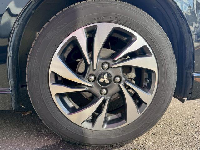 デリカＤ：２ カスタムハイブリッドＭＶ　全方位カメラパッケージ　４ＷＤ／ナビ／全方位カメラ／両側パワースライドドア／衝突被害軽減／ヘッドアップディスプレイ／ＬＥＤヘッドライト／オートハイビーム／アダプティブクルコン／シートヒーター／スマートキー／プッシュスタート（22枚目）