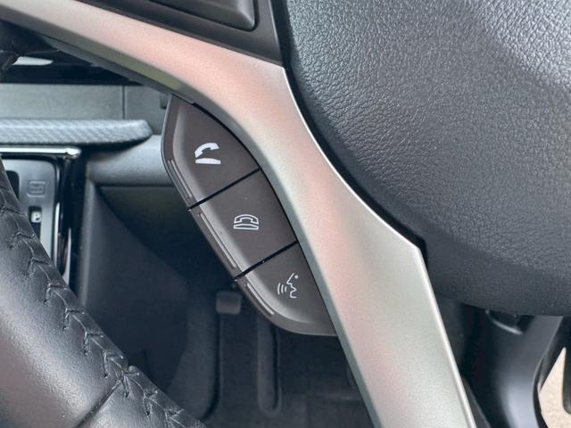 デリカＤ：２ カスタムハイブリッドＭＶ　全方位カメラパッケージ　４ＷＤ／ナビ／全方位カメラ／両側パワースライドドア／衝突被害軽減／ヘッドアップディスプレイ／ＬＥＤヘッドライト／オートハイビーム／アダプティブクルコン／シートヒーター／スマートキー／プッシュスタート（25枚目）