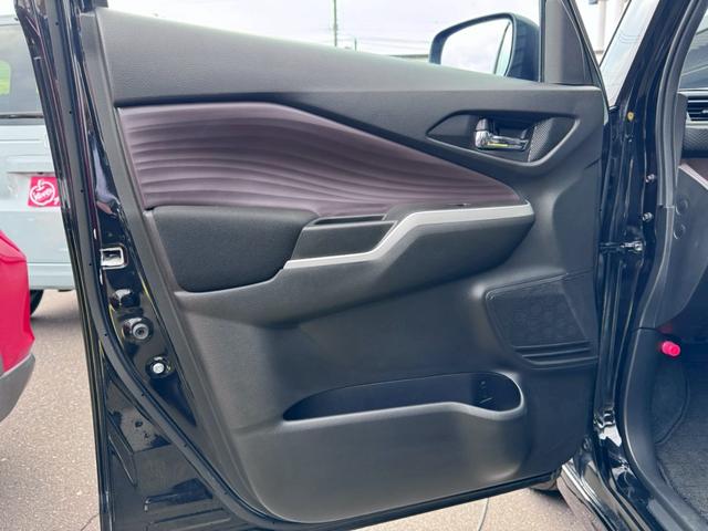 デリカＤ：２ カスタムハイブリッドＭＶ　全方位カメラパッケージ　４ＷＤ／ナビ／全方位カメラ／両側パワースライドドア／衝突被害軽減／ヘッドアップディスプレイ／ＬＥＤヘッドライト／オートハイビーム／アダプティブクルコン／シートヒーター／スマートキー／プッシュスタート（48枚目）