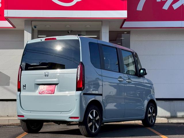 Ｎ－ＢＯＸ ファッションスタイル　４ＷＤ／純正９インチコネクトナビ／バックカメラ／両側パワースライドドア／ホンダセンシング／シートヒーター／アダプティブクルコン／ＬＥＤライト／オートハイビーム／スマートキー／プッシュスタート／ＵＳＢ（16枚目）
