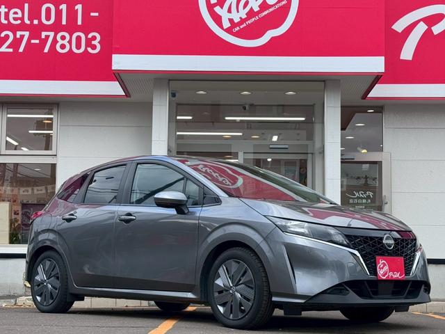 ノート X FOUR ハイブリッド4WD/ナビ/バックカメラ/エマージェンシーブレーキ/シートヒーター/ステアリングヒーター/インテリジェントキー/プッシュスタート/ETC/USB/アップルあんしんライト保証1年付き(2枚目)