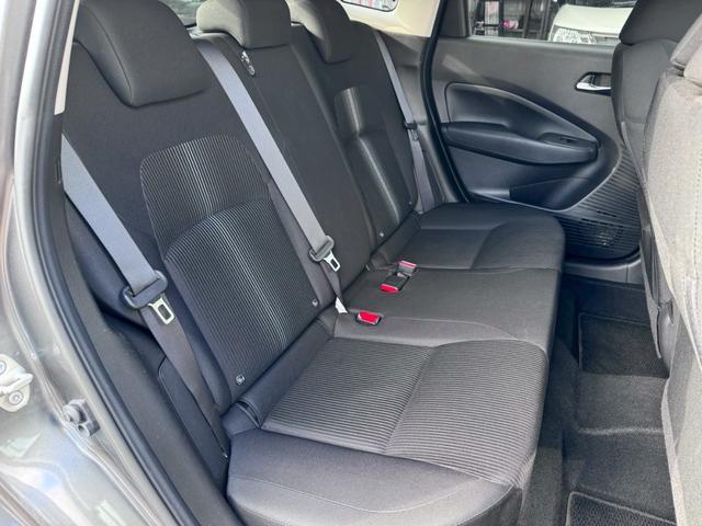 ノート X FOUR ハイブリッド4WD/ナビ/バックカメラ/エマージェンシーブレーキ/シートヒーター/ステアリングヒーター/インテリジェントキー/プッシュスタート/ETC/USB/アップルあんしんライト保証1年付き(11枚目)