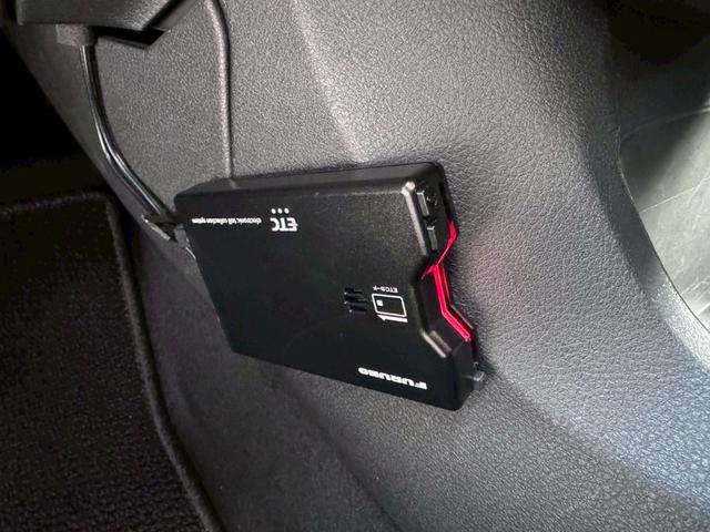 ノート X FOUR ハイブリッド4WD/ナビ/バックカメラ/エマージェンシーブレーキ/シートヒーター/ステアリングヒーター/インテリジェントキー/プッシュスタート/ETC/USB/アップルあんしんライト保証1年付き(22枚目)