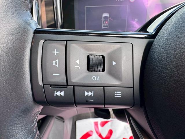 ノート X FOUR ハイブリッド4WD/ナビ/バックカメラ/エマージェンシーブレーキ/シートヒーター/ステアリングヒーター/インテリジェントキー/プッシュスタート/ETC/USB/アップルあんしんライト保証1年付き(24枚目)