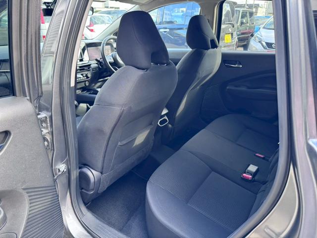 ノート X FOUR ハイブリッド4WD/ナビ/バックカメラ/エマージェンシーブレーキ/シートヒーター/ステアリングヒーター/インテリジェントキー/プッシュスタート/ETC/USB/アップルあんしんライト保証1年付き(35枚目)