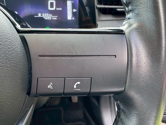 ノート Ｘ　ＦＯＵＲ　ハイブリッド４ＷＤ／ナビ／バックカメラ／ＥＴＣ／エマージェンシーブレーキ／シートヒーター／ステアヒーター／インテリジェントキー／プッシュスタート／ＵＳＢ／車検整備付／アップルあんしんライト保証１年付（24枚目）