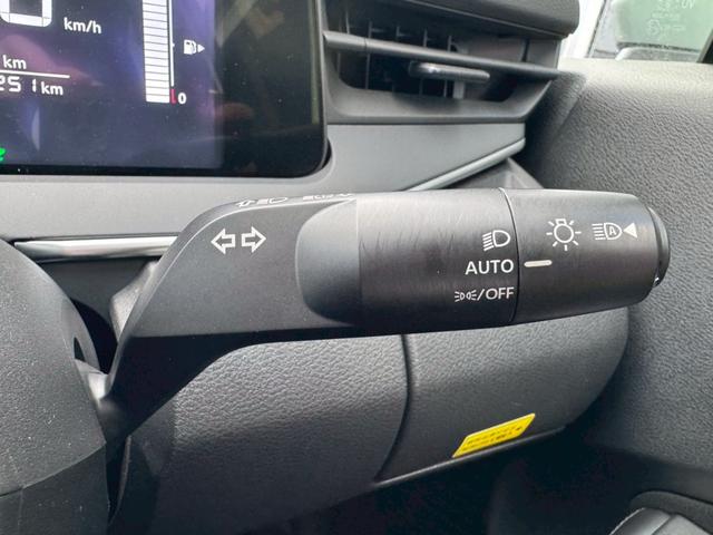 ノート Ｘ　ＦＯＵＲ　ハイブリッド４ＷＤ／ナビ／バックカメラ／ＥＴＣ／エマージェンシーブレーキ／シートヒーター／ステアヒーター／インテリジェントキー／プッシュスタート／ＵＳＢ／車検整備付／アップルあんしんライト保証１年付（26枚目）