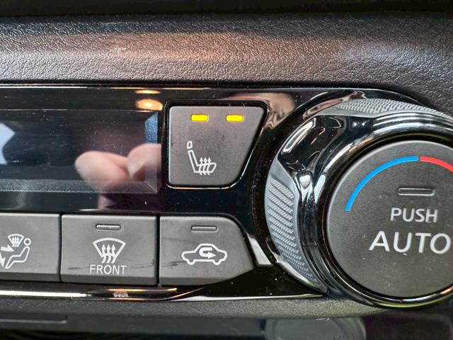 ノート Ｘ　ＦＯＵＲ　ハイブリッド４ＷＤ／ナビ／バックカメラ／ＥＴＣ／エマージェンシーブレーキ／シートヒーター／ステアヒーター／インテリジェントキー／プッシュスタート／ＵＳＢ／車検整備付／アップルあんしんライト保証１年付（27枚目）