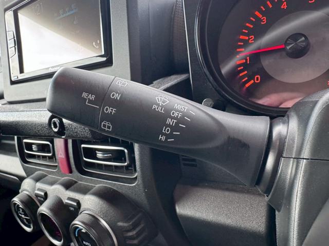 ジムニー ＸＣ　５速マニュアルターボ／ディスプレイオーディオ／セーフティサポート／クルコン／ＬＥＤヘッドライト／ハイビームアシスト／シートヒーター／スマートキー／プッシュスタート／アップルあんしんライト保証１年付（25枚目）