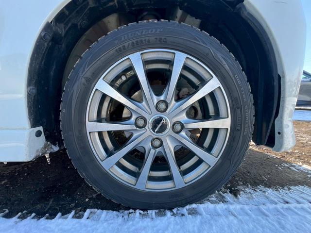 スペーシアカスタムＺ ベースグレード　両側スライド片側電動ドア　ＣＤ－ＭＤデッキ　シートヒーター　プッシュスタート　フロントフォグ　シートヒーター　ＨＩＤヘッドライト　スマートキー　電動格納ドアミラー（10枚目）