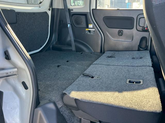 スペーシアカスタムＺ ベースグレード　両側スライド片側電動ドア　ＣＤ－ＭＤデッキ　シートヒーター　プッシュスタート　フロントフォグ　シートヒーター　ＨＩＤヘッドライト　スマートキー　電動格納ドアミラー（25枚目）