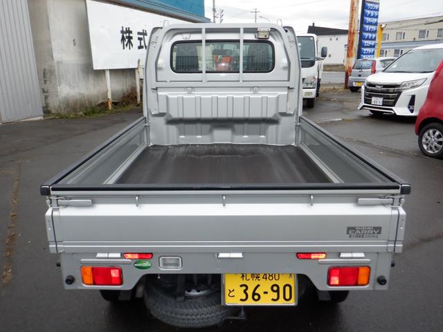 キャリイトラック ＫＸ　４ＷＤ　５速マニュアル　デフロック　作業灯　ＬＥＤヘッドライト　フォグランプ　キーレス　パワーウインドウ　ＣＤ　社外アルミ（6枚目）