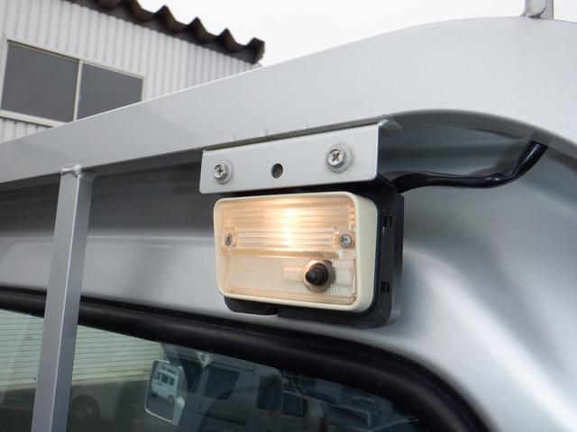 キャリイトラック ＫＸ　４ＷＤ　５速マニュアル　デフロック　作業灯　ＬＥＤヘッドライト　フォグランプ　キーレス　パワーウインドウ　ＣＤ　社外アルミ（12枚目）