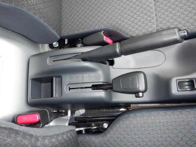 キャリイトラック ＫＸ　４ＷＤ　５速マニュアル　デフロック　作業灯　ＬＥＤヘッドライト　フォグランプ　キーレス　パワーウインドウ　ＣＤ　社外アルミ（22枚目）