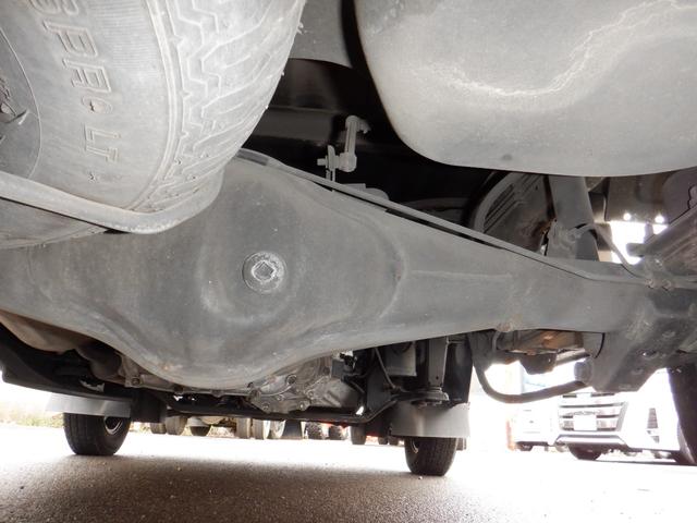 キャリイトラック ＫＸ　４ＷＤ　５速マニュアル　デフロック　作業灯　ＬＥＤヘッドライト　フォグランプ　キーレス　パワーウインドウ　ＣＤ　社外アルミ（35枚目）