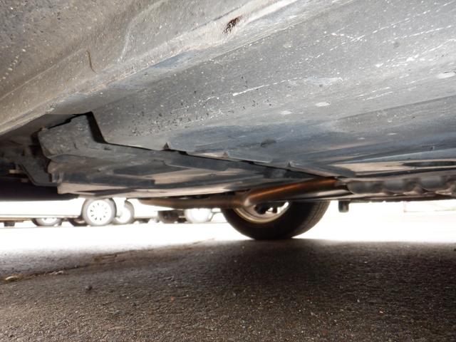 インプレッサスポーツ ２．０ｉアイサイト　４ＷＤ　ＣＶＴ　衝突被害軽減システム　クルーズコントロール　パドルシフト　ＥＳＣ　ナビＴＶバックモニター　プッシュスタート　スマートキー　アイドリングストップ　１６インチ純正アルミ　ＨＩＤヘッドライト（28枚目）