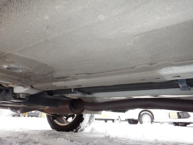 エクストレイル ２０Ｘｔｔ　エマージェンシーブレーキパッケージ　４ＷＤ　ＣＶＴ　本州仕入　純正ナビＴＶ　アラウンドビュー　パワーバックドア　純正１８インチアルミ　インテリジェントキー　両席シートヒーター　ミラーヒーター（47枚目）