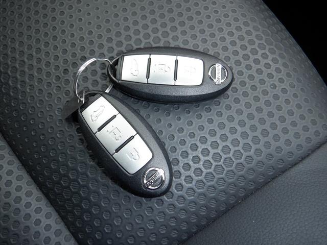 エクストレイル ２０Ｘｔｔ　エマージェンシーブレーキパッケージ　４ＷＤ　ＣＶＴ　本州仕入　純正ナビＴＶ　アラウンドビュー　パワーバックドア　純正１８インチアルミ　インテリジェントキー　両席シートヒーター　ミラーヒーター（54枚目）