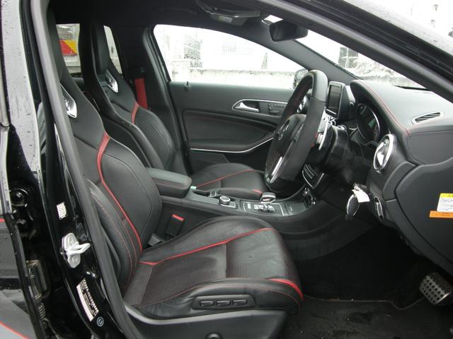 GLAクラス GLA45 AMG 4マチック エディション1 限定車 AMGパフォーマンスシート、ステアリング、サスペンション 純ナビDTV ETC パワーバックドア 20インチアルミ リアスポイラー AMGパフォーマンスエキゾースト(8枚目)