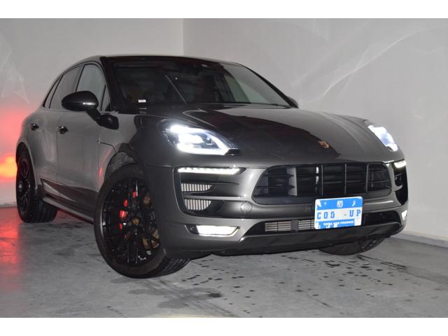 マカンGTS ターボ・4WD・純正SDナビ・サイド・バックカメラ・BOSEサウンド・パワーシート・シートヒーター・エンボス加工シート・パークセンサー・本州仕入(2枚目)