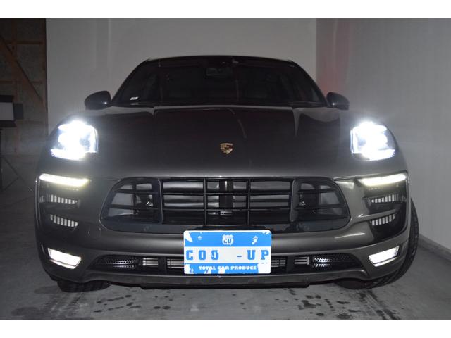 マカンGTS ターボ・4WD・純正SDナビ・サイド・バックカメラ・BOSEサウンド・パワーシート・シートヒーター・エンボス加工シート・パークセンサー・本州仕入(4枚目)