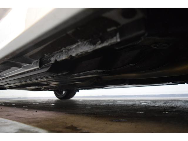 2.0i-Sアイサイト 4WD・純正SDナビテレビ・バックモニター・ディスチャージライト・追突軽減ブレーキ・横滑り防止装置・アイドリングストップ・ヘッドライトウォッシャー・フロントパワーシート・ETC(36枚目)
