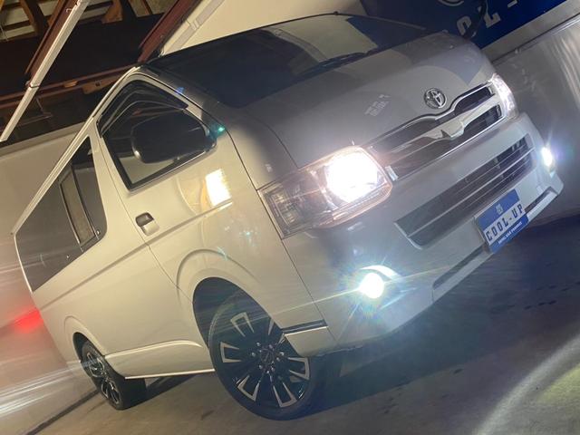 レジアスエースバン ロングＤＸ　ＧＬパッケージ　４ＷＤ・カロッツェリアメモリーナビフルセグテレビ・ＣＤ・ＤＶＤ・Ｂｌｕｅｔｏｏｔｈ・バックカメラ・社外１７インチ・ＳＯＲＥＸヒッチメンバー・リヤヒーター・キーレス・寒冷地仕様・６人乗り（7枚目）