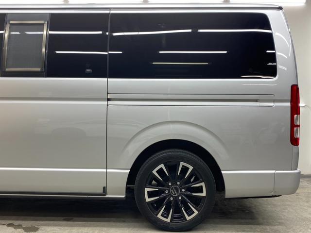 レジアスエースバン ロングＤＸ　ＧＬパッケージ　４ＷＤ・カロッツェリアメモリーナビフルセグテレビ・ＣＤ・ＤＶＤ・Ｂｌｕｅｔｏｏｔｈ・バックカメラ・社外１７インチ・ＳＯＲＥＸヒッチメンバー・リヤヒーター・キーレス・寒冷地仕様・６人乗り（11枚目）