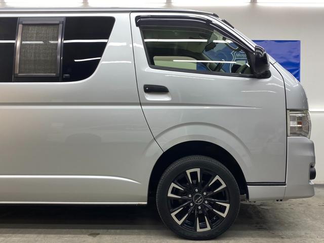 レジアスエースバン ロングＤＸ　ＧＬパッケージ　４ＷＤ・カロッツェリアメモリーナビフルセグテレビ・ＣＤ・ＤＶＤ・Ｂｌｕｅｔｏｏｔｈ・バックカメラ・社外１７インチ・ＳＯＲＥＸヒッチメンバー・リヤヒーター・キーレス・寒冷地仕様・６人乗り（12枚目）