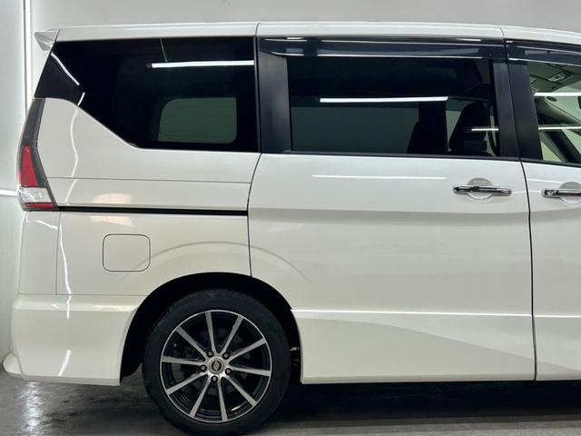 セレナ ハイウェイスター　ＶセレクションＩＩ　４ＷＤ・純正ＳＤツインモニター・ＣＤ・ＤＶＤ・Ｂｌｕｅｔｏｏｔｈ・アラウンドビューモニター・両側パワースライドドア・プロパイロット・衝突軽減ブレーキ・横滑り防止装置・クリアランスソナー・ＥＴＣ（14枚目）