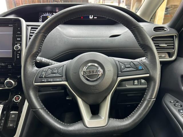 セレナ ハイウェイスター　ＶセレクションＩＩ　４ＷＤ・純正ＳＤツインモニター・ＣＤ・ＤＶＤ・Ｂｌｕｅｔｏｏｔｈ・アラウンドビューモニター・両側パワースライドドア・プロパイロット・衝突軽減ブレーキ・横滑り防止装置・クリアランスソナー・ＥＴＣ（48枚目）