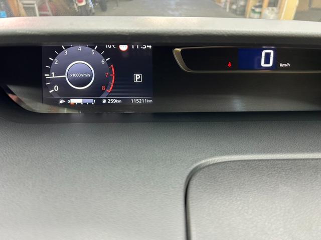 セレナ ハイウェイスター　ＶセレクションＩＩ　４ＷＤ・純正ＳＤツインモニター・ＣＤ・ＤＶＤ・Ｂｌｕｅｔｏｏｔｈ・アラウンドビューモニター・両側パワースライドドア・プロパイロット・衝突軽減ブレーキ・横滑り防止装置・クリアランスソナー・ＥＴＣ（49枚目）