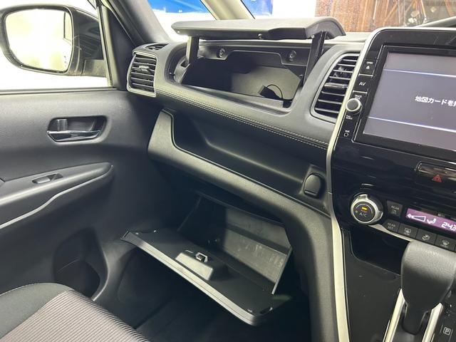 セレナ ハイウェイスター　ＶセレクションＩＩ　４ＷＤ・純正ＳＤツインモニター・ＣＤ・ＤＶＤ・Ｂｌｕｅｔｏｏｔｈ・アラウンドビューモニター・両側パワースライドドア・プロパイロット・衝突軽減ブレーキ・横滑り防止装置・クリアランスソナー・ＥＴＣ（66枚目）