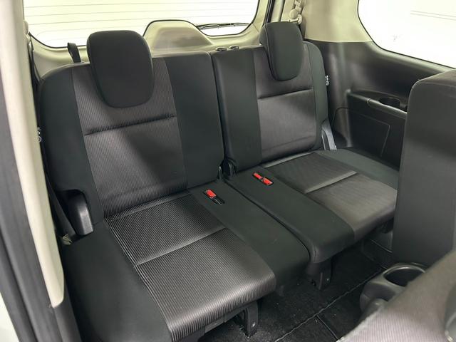 セレナ ハイウェイスター　ＶセレクションＩＩ　４ＷＤ・純正ＳＤツインモニター・ＣＤ・ＤＶＤ・Ｂｌｕｅｔｏｏｔｈ・アラウンドビューモニター・両側パワースライドドア・プロパイロット・衝突軽減ブレーキ・横滑り防止装置・クリアランスソナー・ＥＴＣ（68枚目）