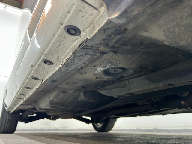 シエンタ Ｘ　４ＷＤ・イクリプスメモリーナビフルセグテレビ・ＣＤ・ＤＶＤ・Ｂｌｕｅｔｏｏｔｈ・パワースライドドア・横滑り防止装置・ライトレベライザー・キーレスエントリー・６人乗り・ＥＴＣ（32枚目）