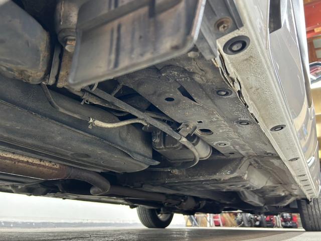 シエンタ Ｘ　４ＷＤ・イクリプスメモリーナビフルセグテレビ・ＣＤ・ＤＶＤ・Ｂｌｕｅｔｏｏｔｈ・パワースライドドア・横滑り防止装置・ライトレベライザー・キーレスエントリー・６人乗り・ＥＴＣ（33枚目）