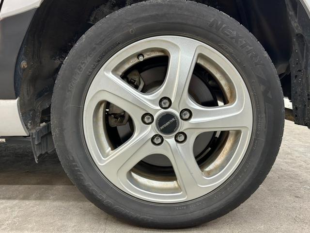 シエンタ Ｘ　４ＷＤ・イクリプスメモリーナビフルセグテレビ・ＣＤ・ＤＶＤ・Ｂｌｕｅｔｏｏｔｈ・パワースライドドア・横滑り防止装置・ライトレベライザー・キーレスエントリー・６人乗り・ＥＴＣ（40枚目）