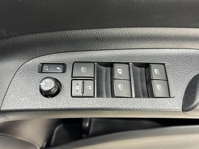 シエンタ Ｘ　４ＷＤ・イクリプスメモリーナビフルセグテレビ・ＣＤ・ＤＶＤ・Ｂｌｕｅｔｏｏｔｈ・パワースライドドア・横滑り防止装置・ライトレベライザー・キーレスエントリー・６人乗り・ＥＴＣ（57枚目）