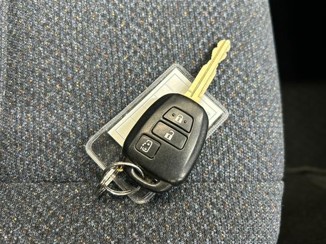 シエンタ Ｘ　４ＷＤ・イクリプスメモリーナビフルセグテレビ・ＣＤ・ＤＶＤ・Ｂｌｕｅｔｏｏｔｈ・パワースライドドア・横滑り防止装置・ライトレベライザー・キーレスエントリー・６人乗り・ＥＴＣ（58枚目）