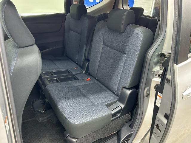 シエンタ Ｘ　４ＷＤ・イクリプスメモリーナビフルセグテレビ・ＣＤ・ＤＶＤ・Ｂｌｕｅｔｏｏｔｈ・パワースライドドア・横滑り防止装置・ライトレベライザー・キーレスエントリー・６人乗り・ＥＴＣ（66枚目）