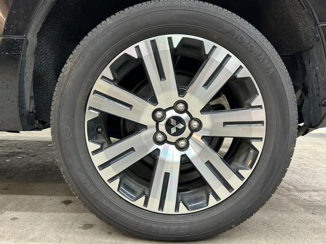 デリカD:5 P 4WD・ケンウッドメモリーナビテレビ・Bluetooth・全方位モニター・両側パワースライドドア・横滑り防止装置・クルーズコントロール・ブラインドスポットモニター・シートヒーター・レンタアップ車(40枚目)