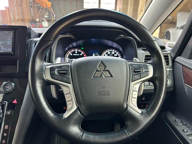 デリカD:5 P 4WD・ケンウッドメモリーナビテレビ・Bluetooth・全方位モニター・両側パワースライドドア・横滑り防止装置・クルーズコントロール・ブラインドスポットモニター・シートヒーター・レンタアップ車(48枚目)